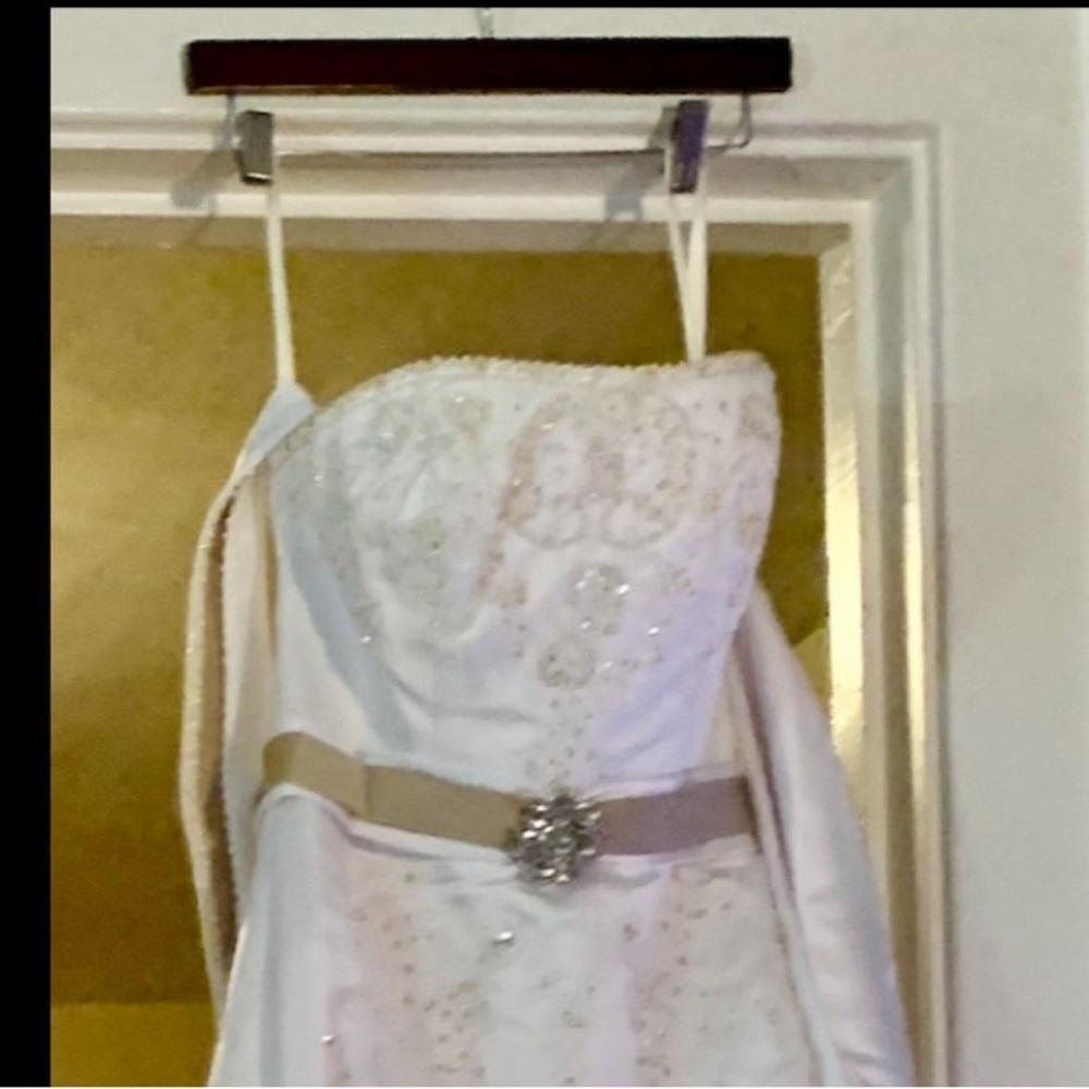 Brand New Wedding Dress Size 12